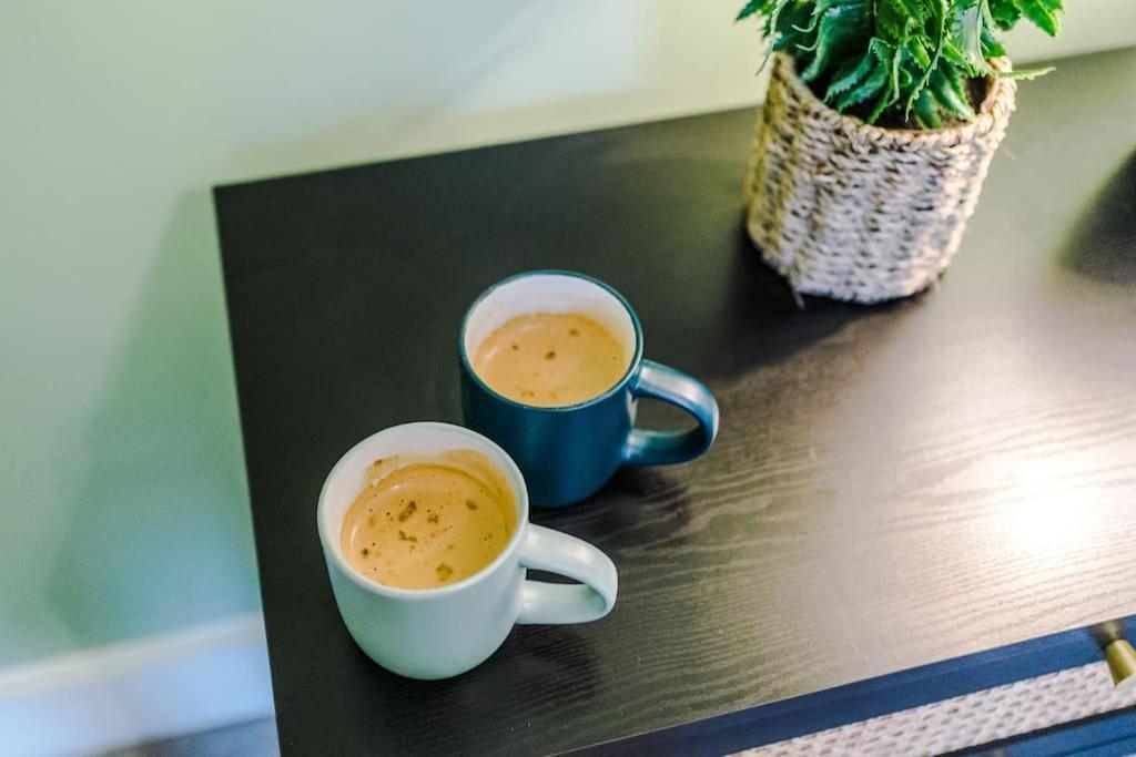 5 Bed Salford Sanctuary Retreat Villa Manchester Ngoại thất bức ảnh