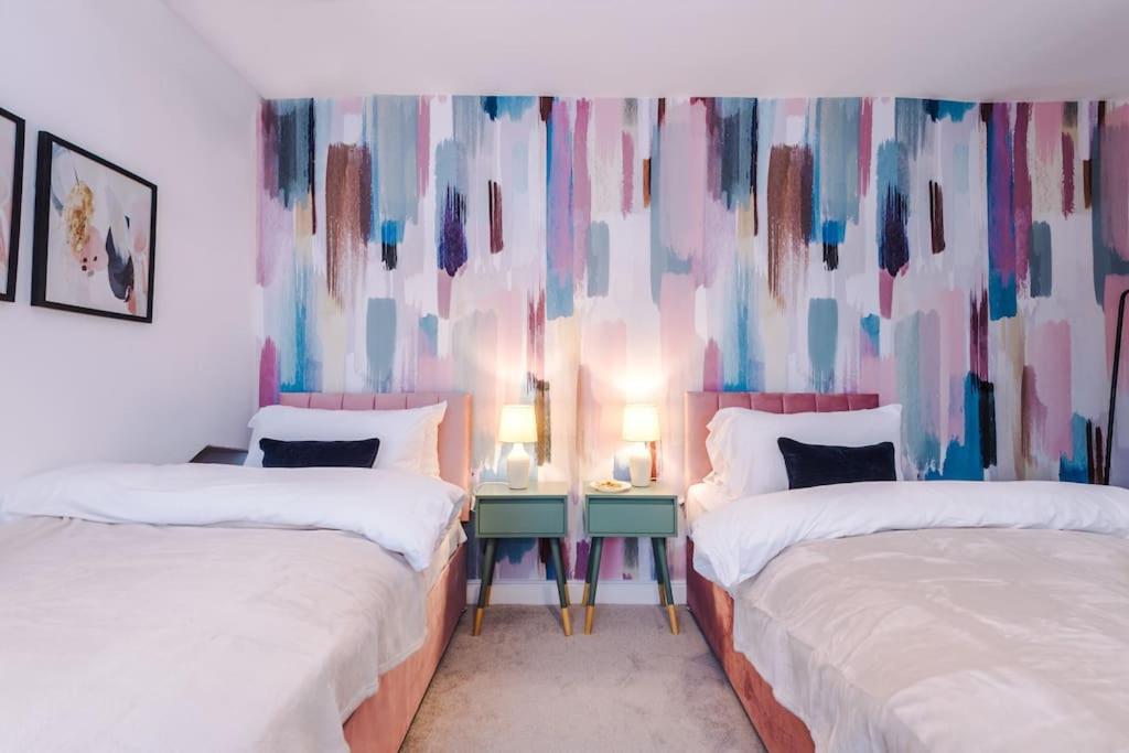5 Bed Salford Sanctuary Retreat Villa Manchester Ngoại thất bức ảnh