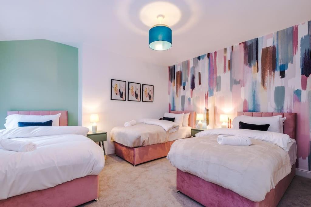 5 Bed Salford Sanctuary Retreat Villa Manchester Ngoại thất bức ảnh